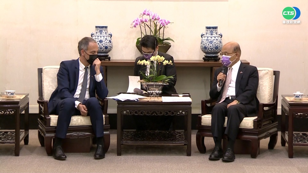 歐議會團來訪 蘇揆分享抗假訊息經驗