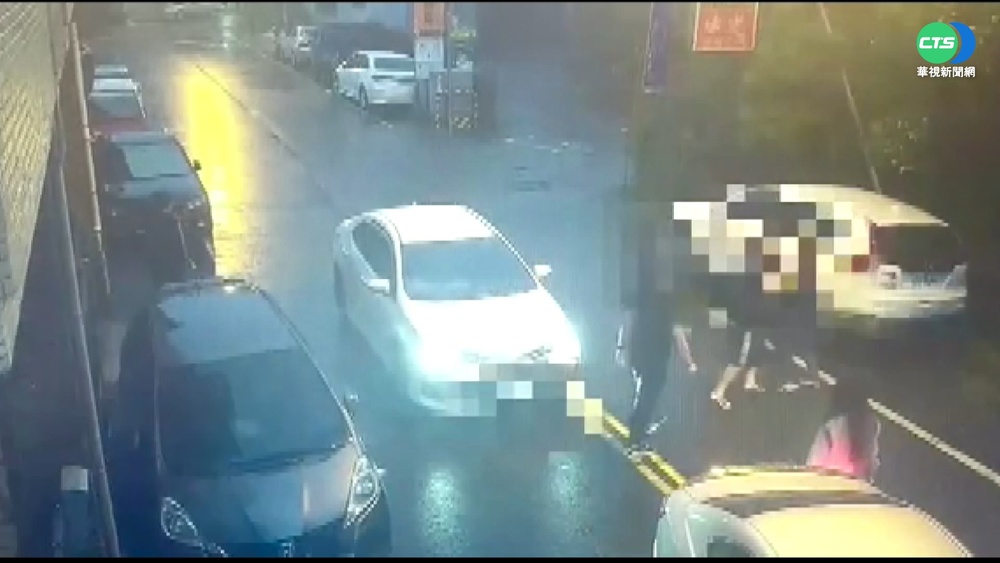 "看一眼"當挑釁! 醉駕駛棒打騎車老翁