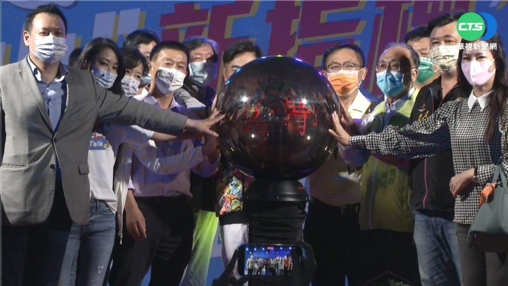 高雄青年夜市重新開張! 顧客回流買氣旺