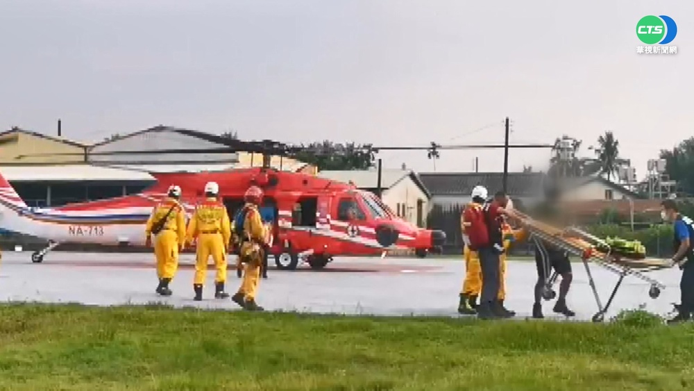 虎頭蜂襲舊好茶山區 直升機吊掛2人送醫