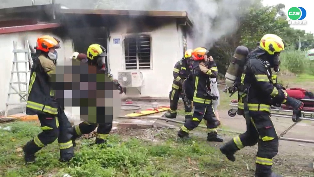 失智翁疑"燒螞蟻"釀禍 民宅火2死1重傷