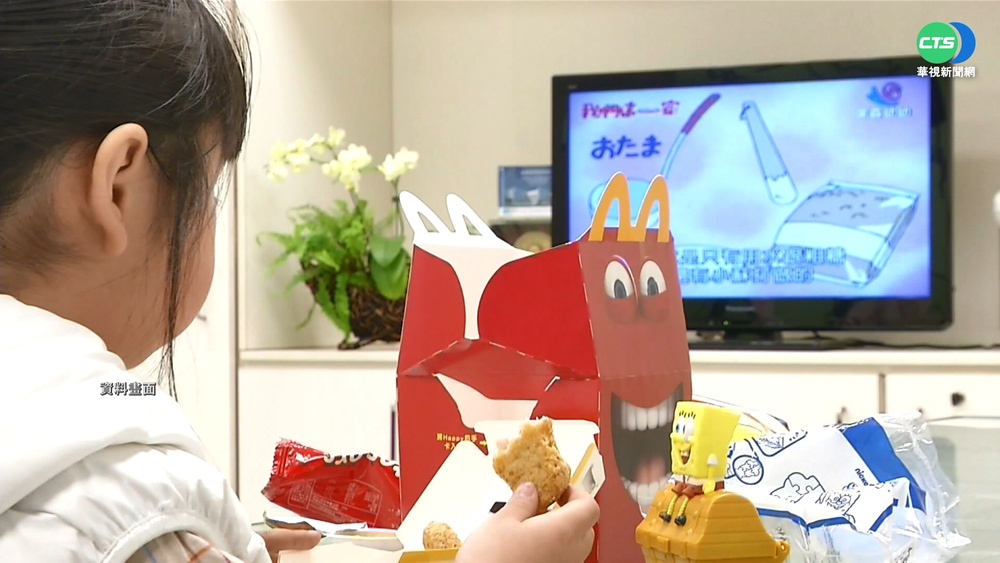 愛吃炸雞 9歲童BMI近30 罹患糖尿病頸圈