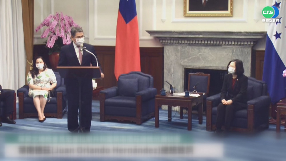 總統會晤宏國總統 設午宴接待來訪團