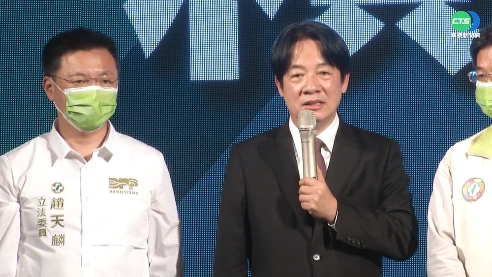 賴蘇南下談公投 高雄說明會湧千人