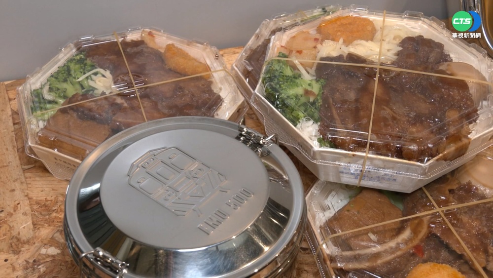 一甲子好味道! 鐵路滷排便當他研發的