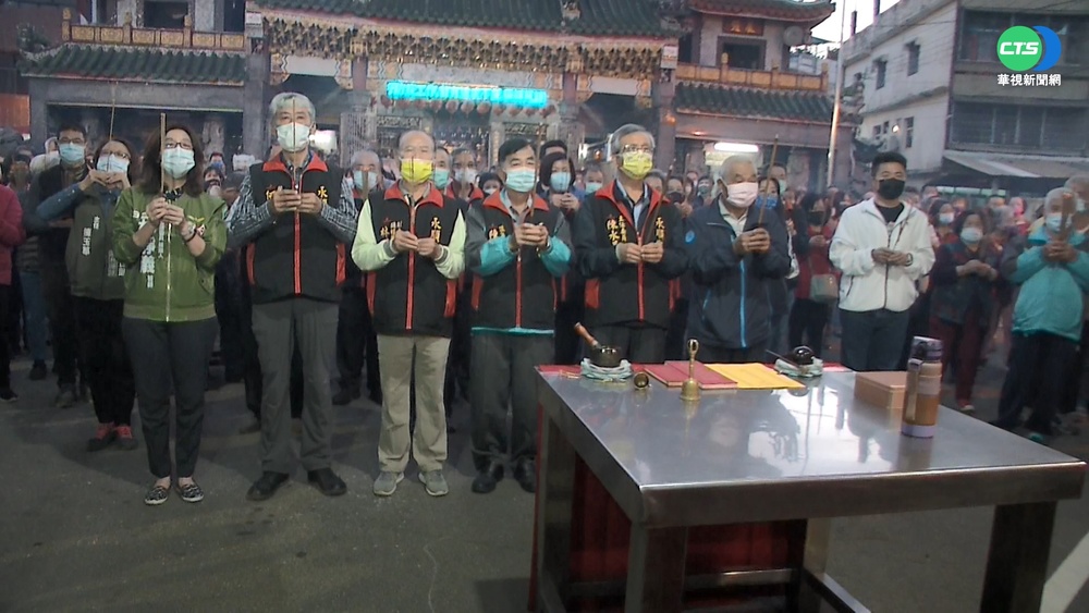 林靜儀.顏寬恒宮廟碰面 隔5人"0互動"