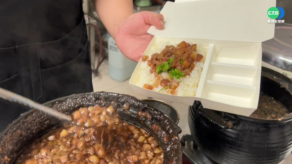 肉燥飯.米血.青茶 高雄外送最愛這三味
