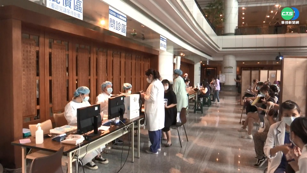 衛福部拍板健保不漲! 研擬海外國人增繳