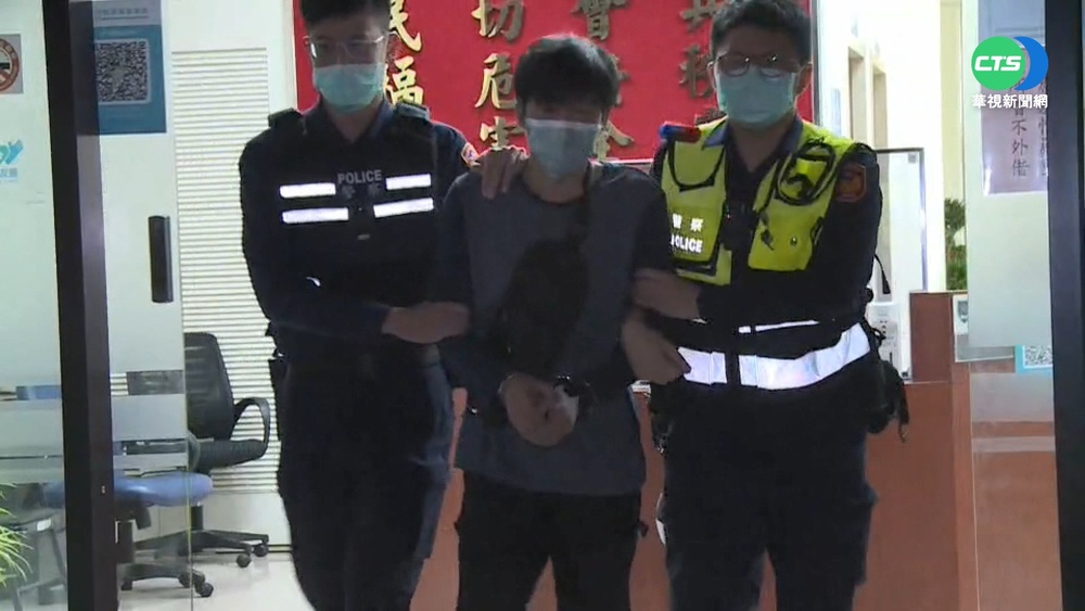 疑妻外遇 醉男持刀闖服飾店談判