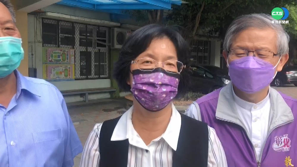 不甩蘇揆提醒! 王惠美堅持戴口罩拍照