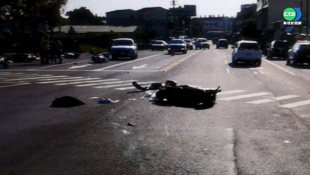 疑把油門當煞車 轎車連撞10車.6輕重傷