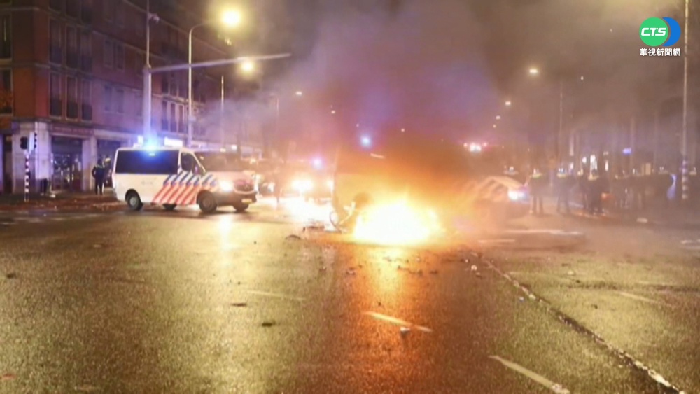 西歐疫情升溫 多國收緊管制掀抗議潮