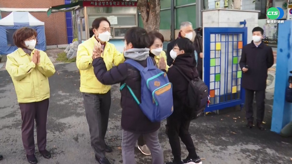 "與病毒共存" 南韓全面恢復實體授課