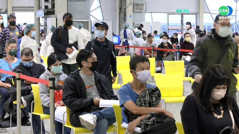 第13批BNT清晨抵台 到貨量破千萬劑