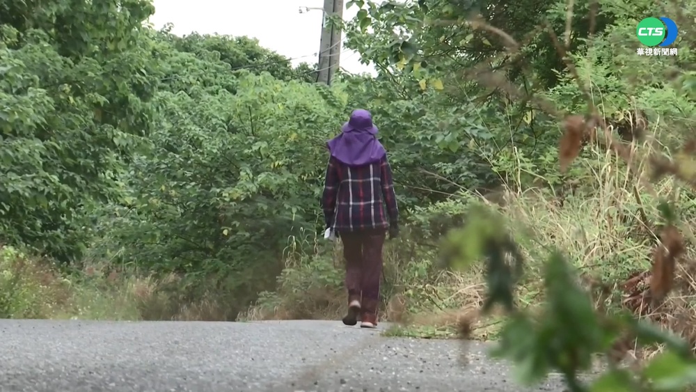 女爬山險遭擄 男持刀勒脖辯行車糾紛