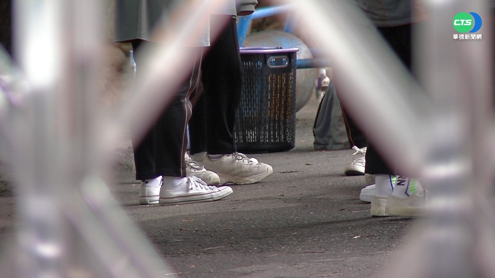 莊敬高職爆服裝.髮禁 教育局限期修正