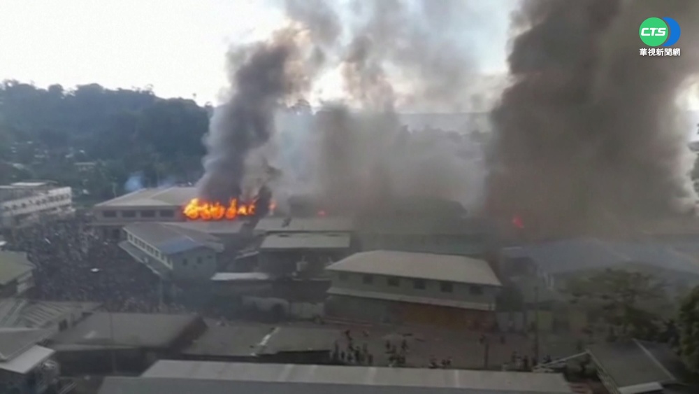 索國反政府示威 槓上中國!怒燒中國城