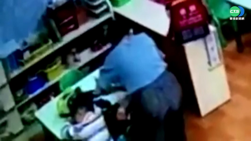 女童脖子現抓痕 疑師強灌藥釀傷口