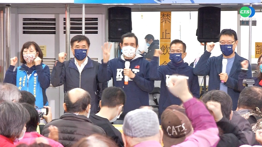 藍營宣傳公投 馬英九再諷"蔡殺頭"