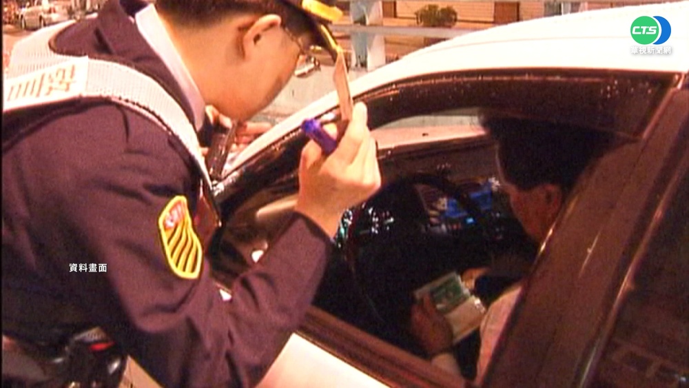 疫情緩人出籠+天涼"進補" 酒駕翻倍增