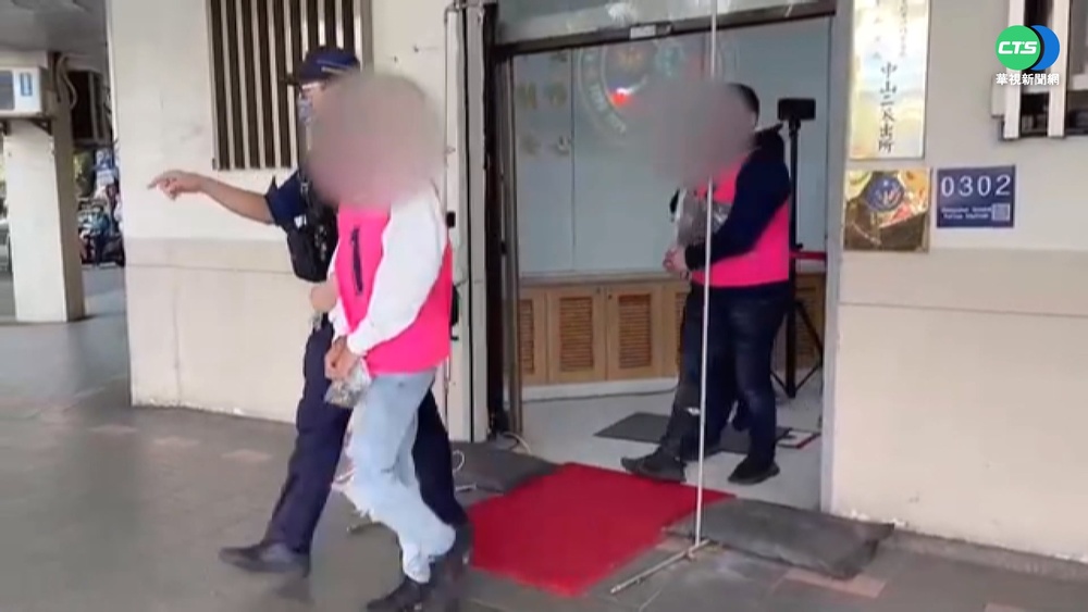 不滿小姐摔破酒杯 嫌揪4友持刀棍砸店