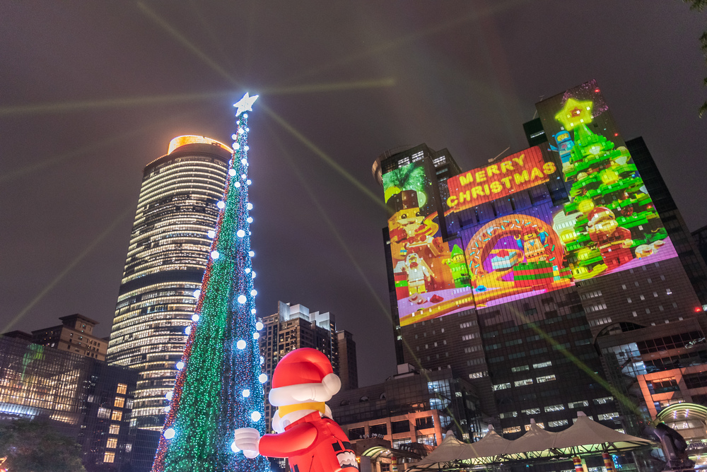 搶先開箱！新北耶誕城樂高三大展區、絕美光廊景點一次看