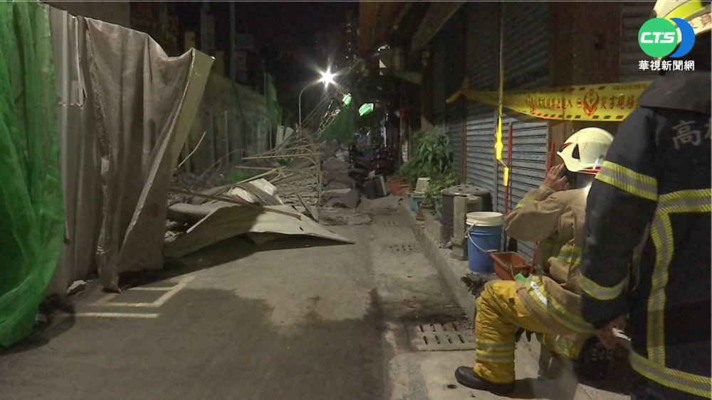 高雄今日戲院舊址 再傳鷹架.圍籬倒塌