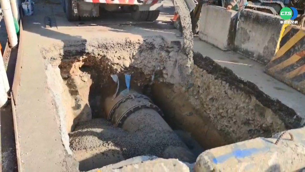 工人敲水管施工 遭吸入管內重創不治