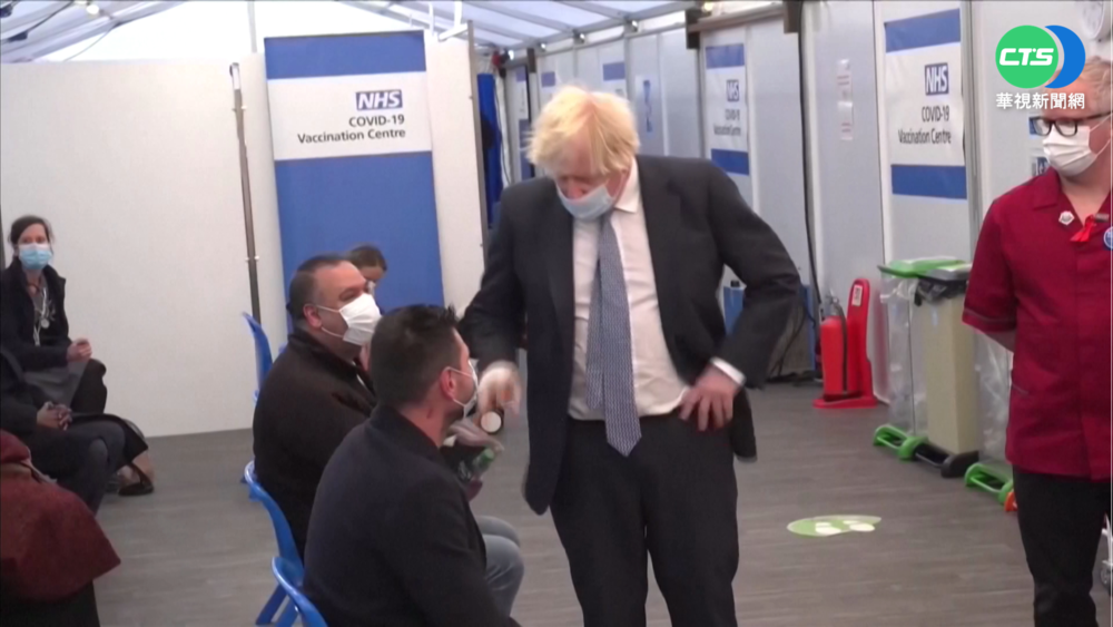 英單日增近5.4萬確診 7/17以來最高紀錄