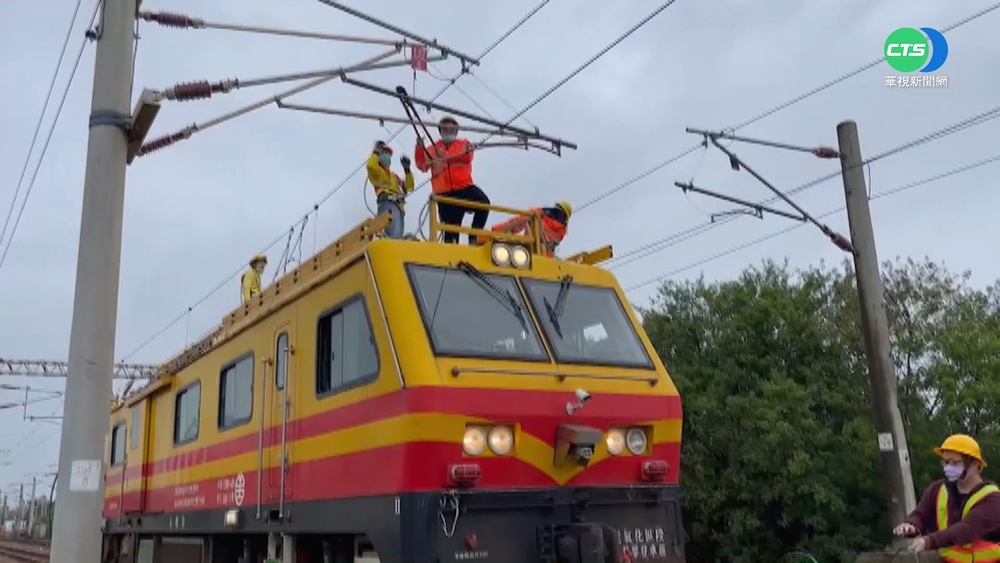 普悠瑪突失去動力 至少誤點40分鐘