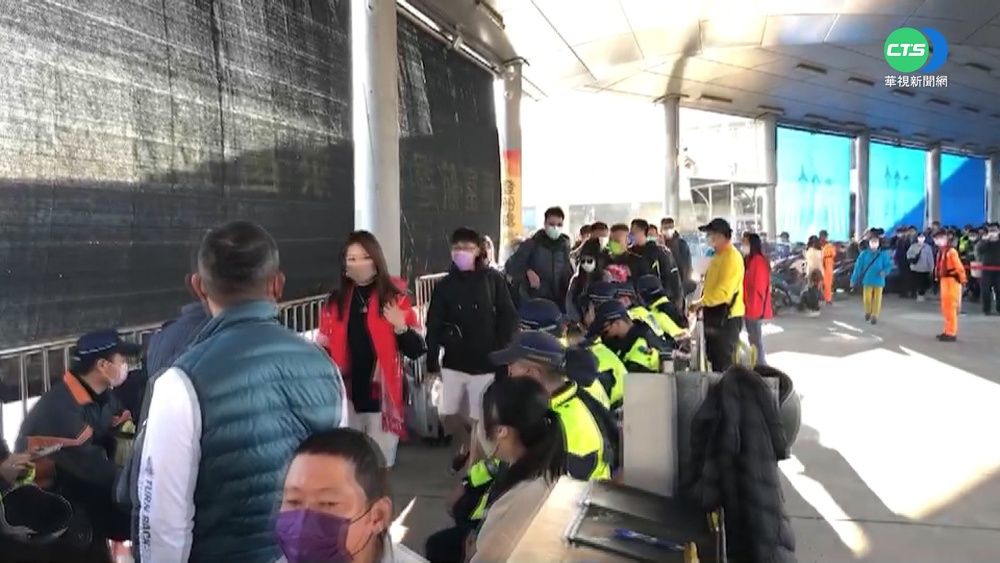 3年一科迎王祭登場 東琉線人潮塞爆