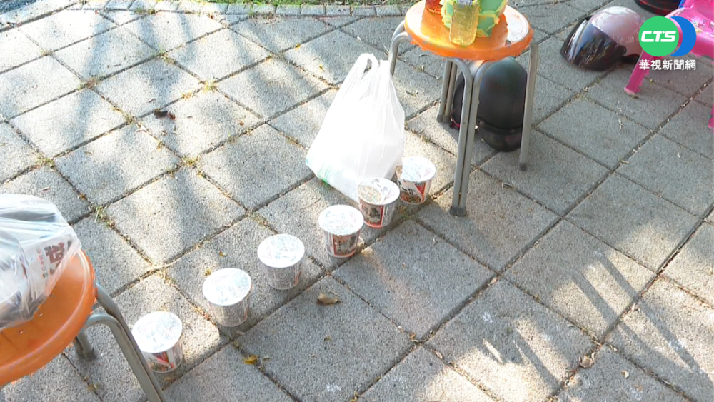 高雄夜市券超夯! 民眾出動"石頭"卡位