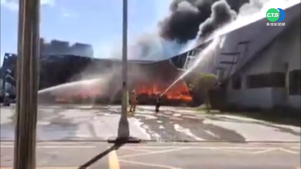 銷售屋接待中心火警 大園區周遭交管