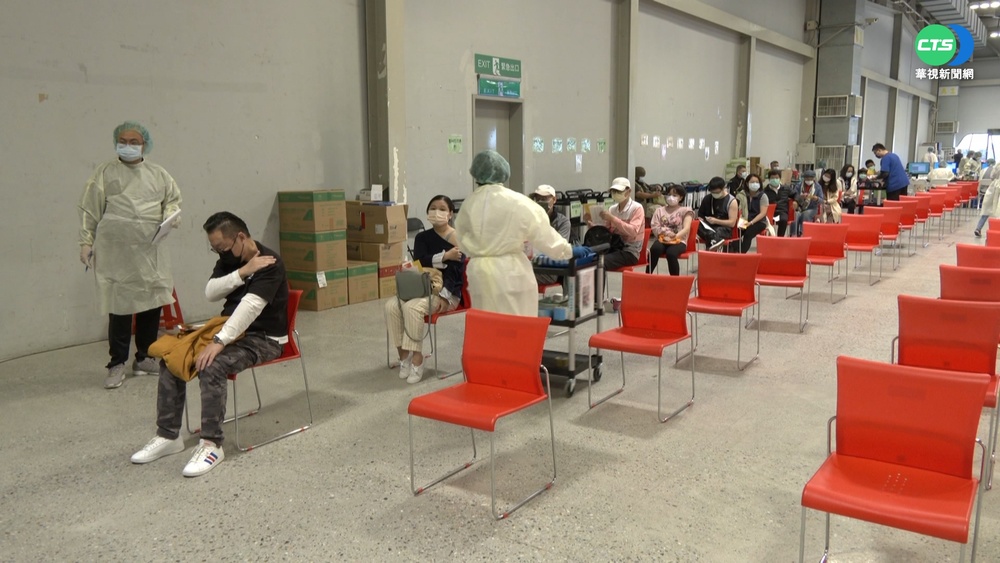 紓解北車接種人潮 市府加開花博施打站