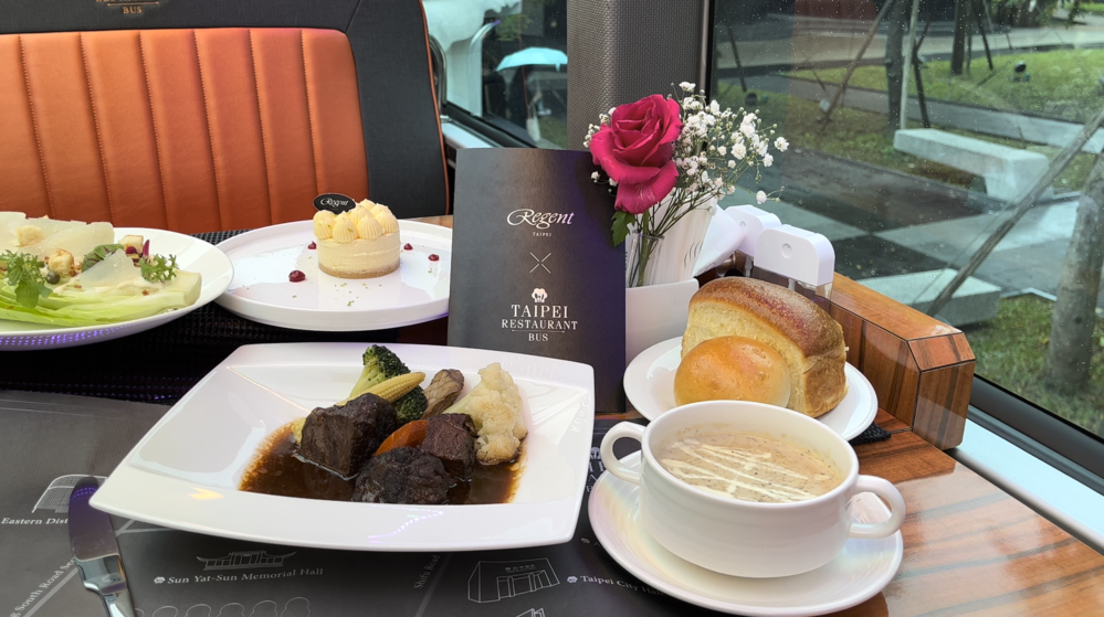 與知名飯店業者合作推出獨家菜單