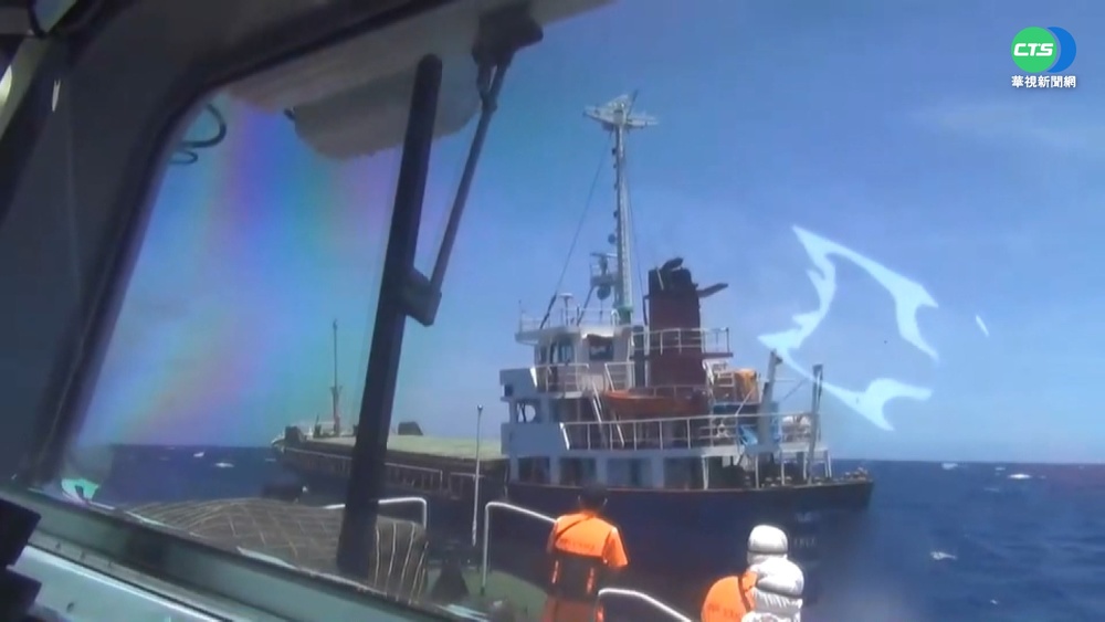 海巡海上攔截船隻 查獲市值8億K他命