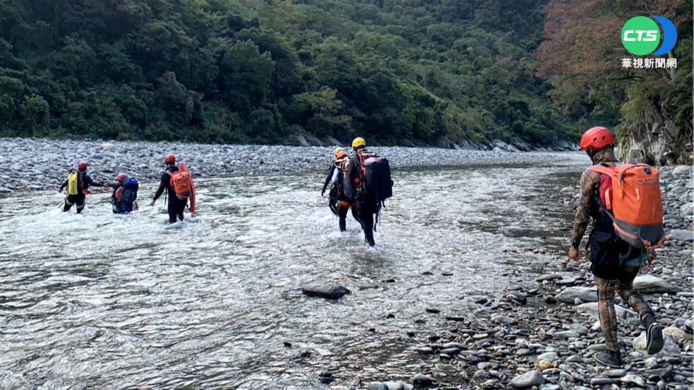 台東溯溪2人失蹤3天 警消擴大搜索上下游
