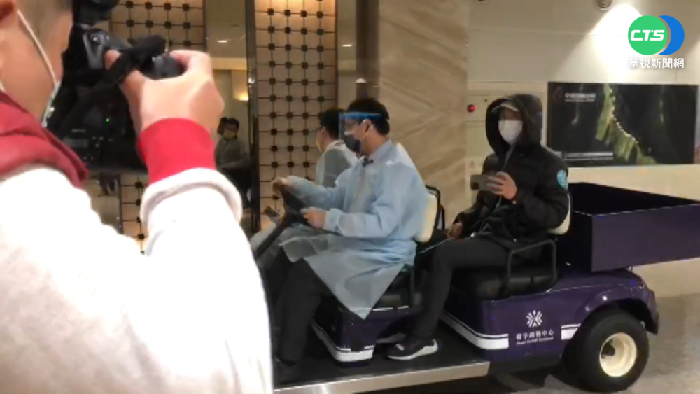 李靚蕾毀滅性爆料 王力宏"優質偶像"形象毀