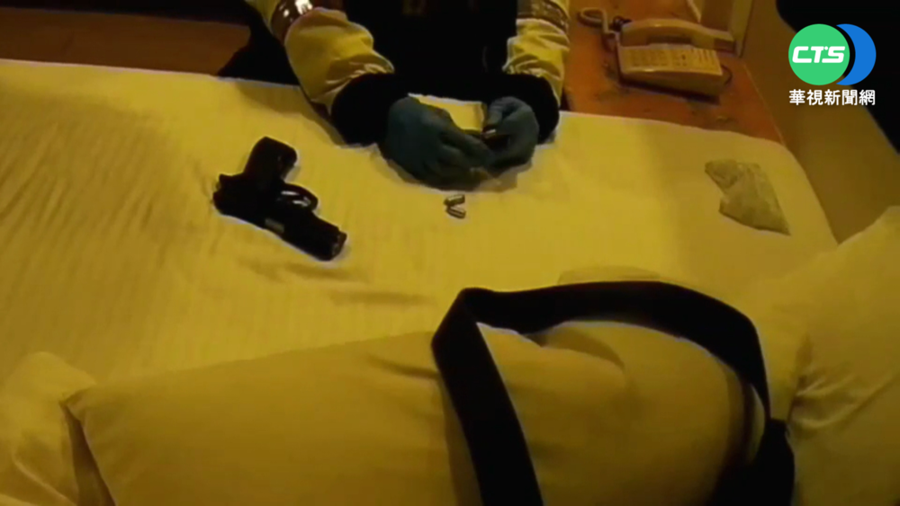 男旅館換房"留槍枝" 警當場查獲送辦