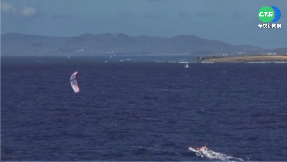 "風箏"為動力 男子獨駕船橫越大西洋