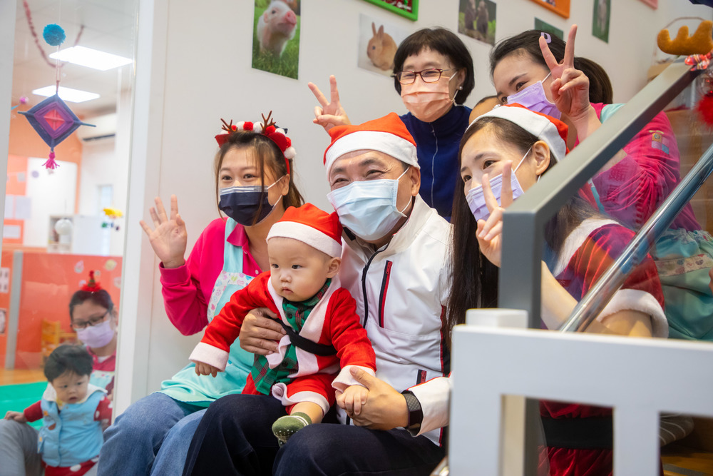 侯友宜宣布：新北公托明年起調薪4000元