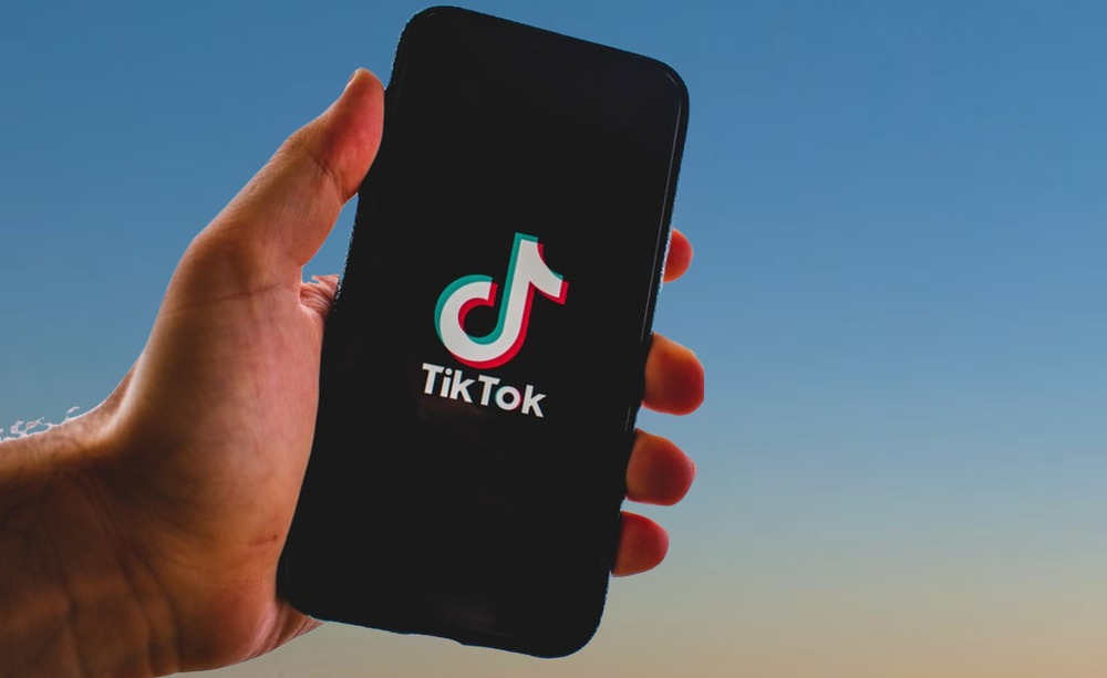 女瘋TikTok「昏迷挑戰」結果窒息身亡 母痛心發聲