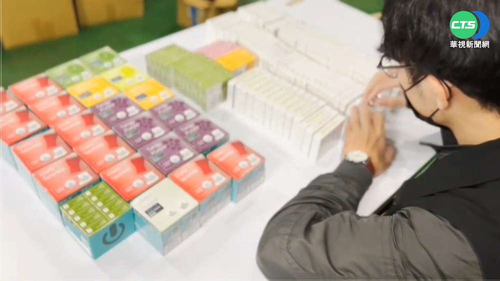 警收訊息抓假貨 反搜出4千盒電子菸油