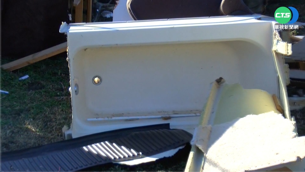 嬤急智"2孫藏浴缸" 奇蹟逃劫龍捲風