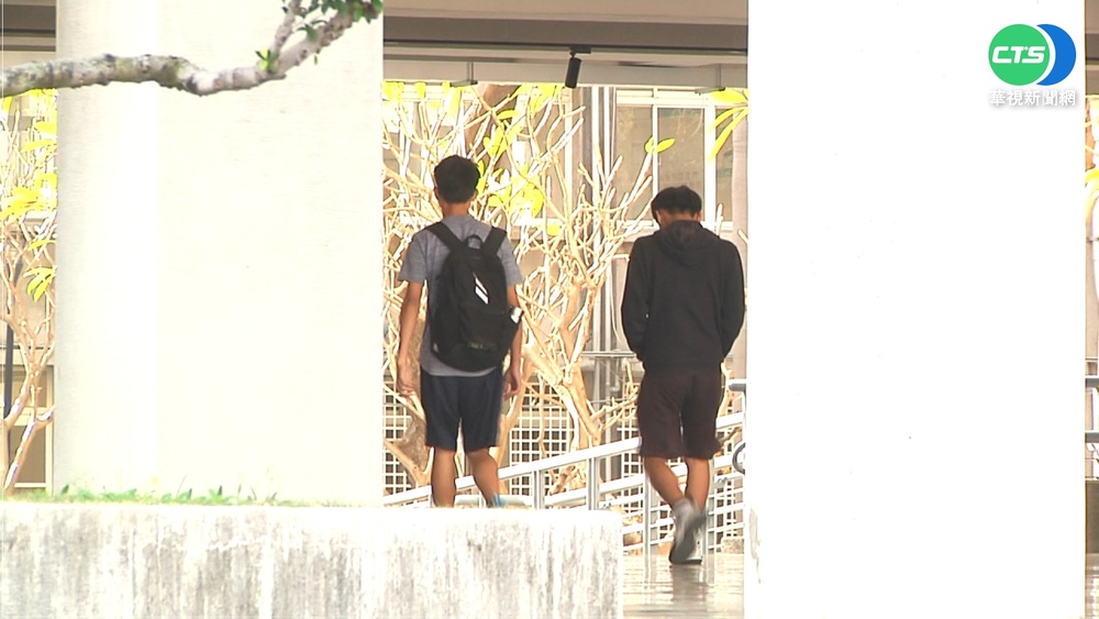 錄取資工變電子 港生控高科大騙入學