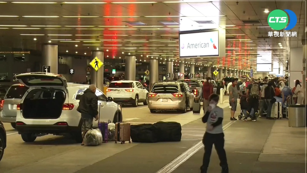 Omicron肆虐 全美週日破千航班取消