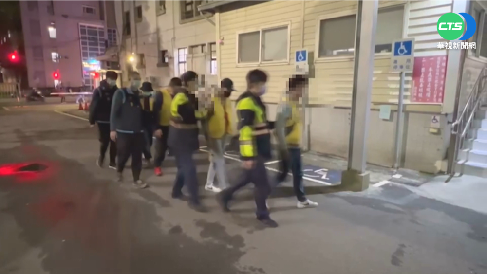 男欠錢遭蛋洗後擄走 警4小時即時救援