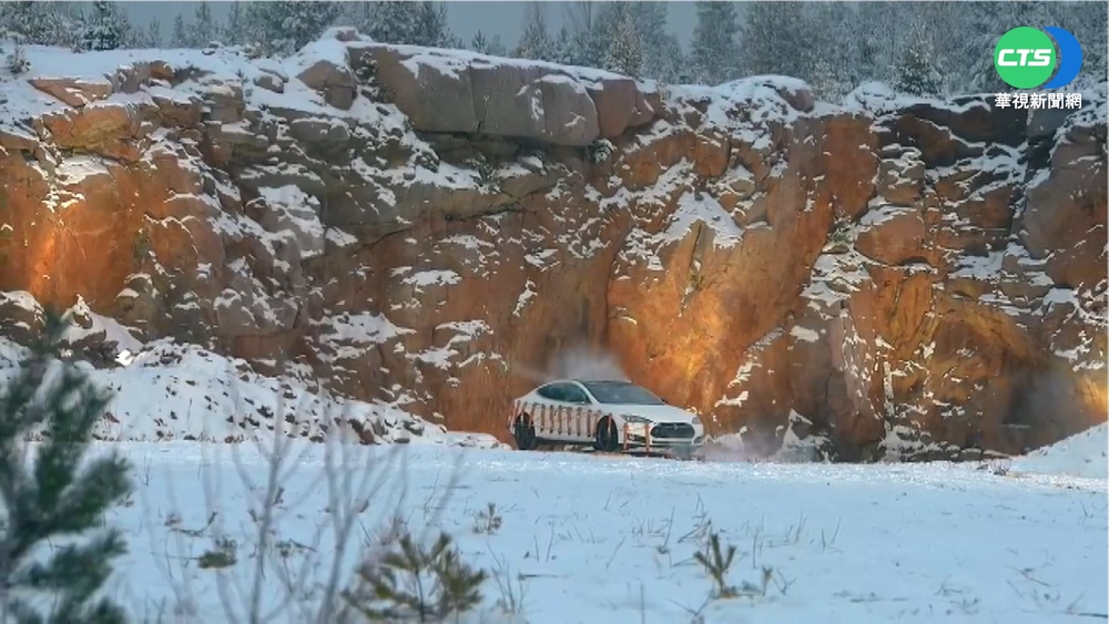 特斯拉送修要63萬 芬蘭車主綁炸藥轟爛