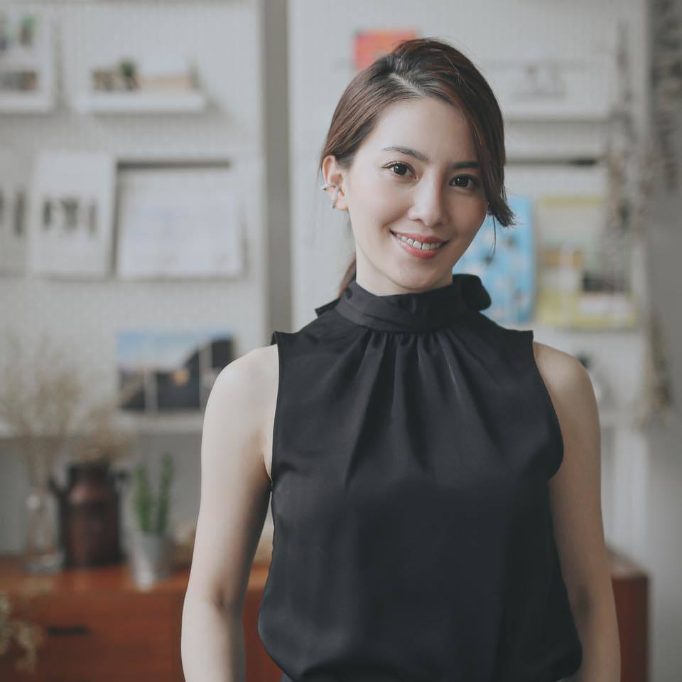 被嗆只想當網紅! 許藍方反擊：胸大有腦不能有專業?