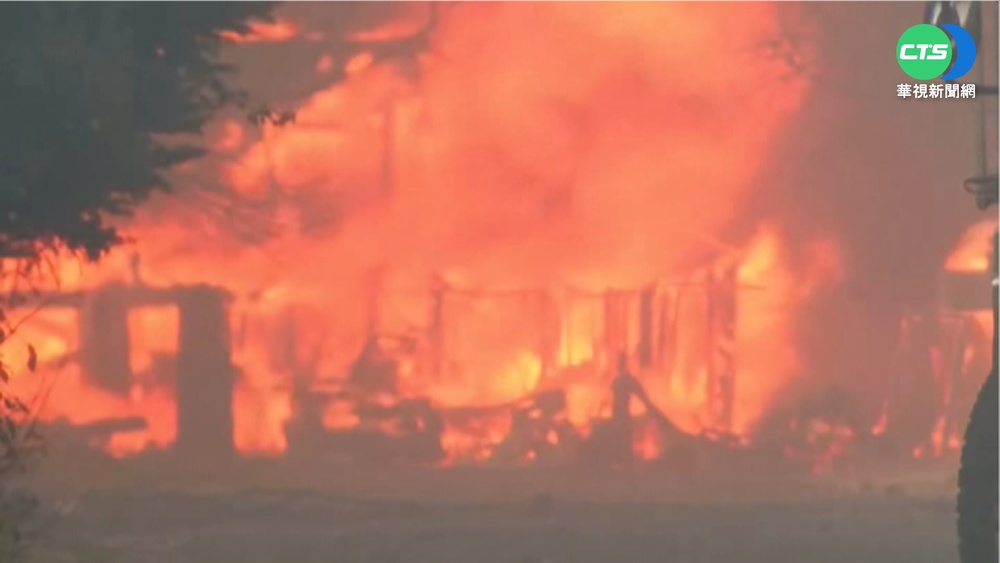 美科州野火迅速蔓延 民眾狼狽逃命